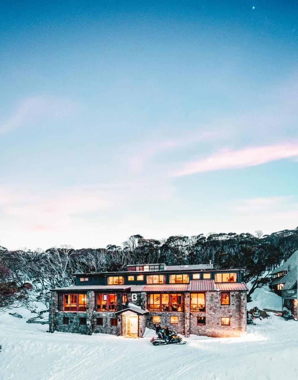 Boonoona Ski Lodge Perisher Valley Exteriör bild